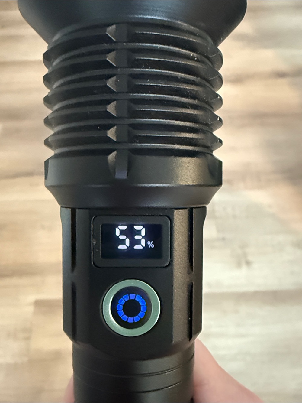Tactical LED Flashlight - Picture 5 of 7